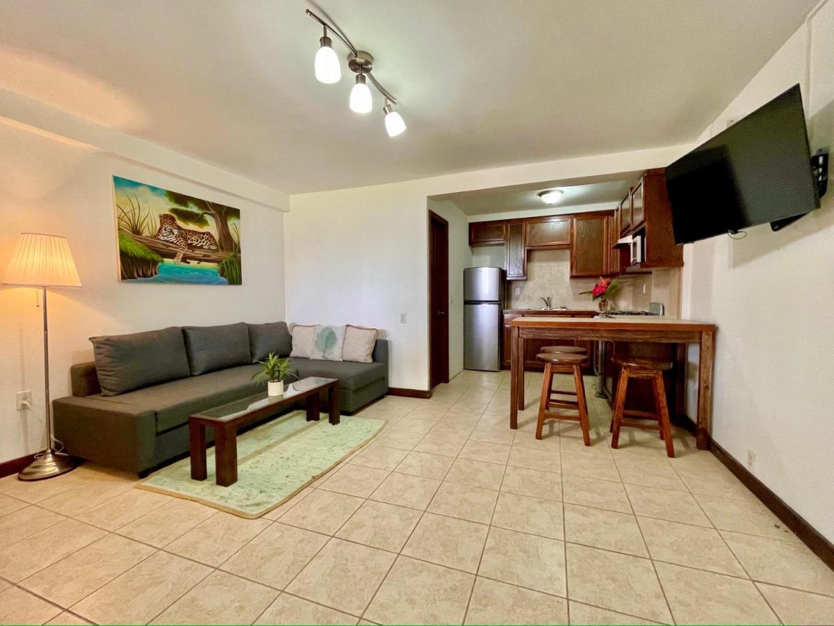 סן פדרו Parham Plaza Hotel מראה חיצוני תמונה